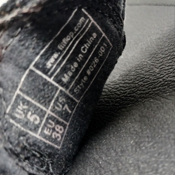 Fitflop suede black thong sandals Women’s  size 7 - Picture 2 of 12